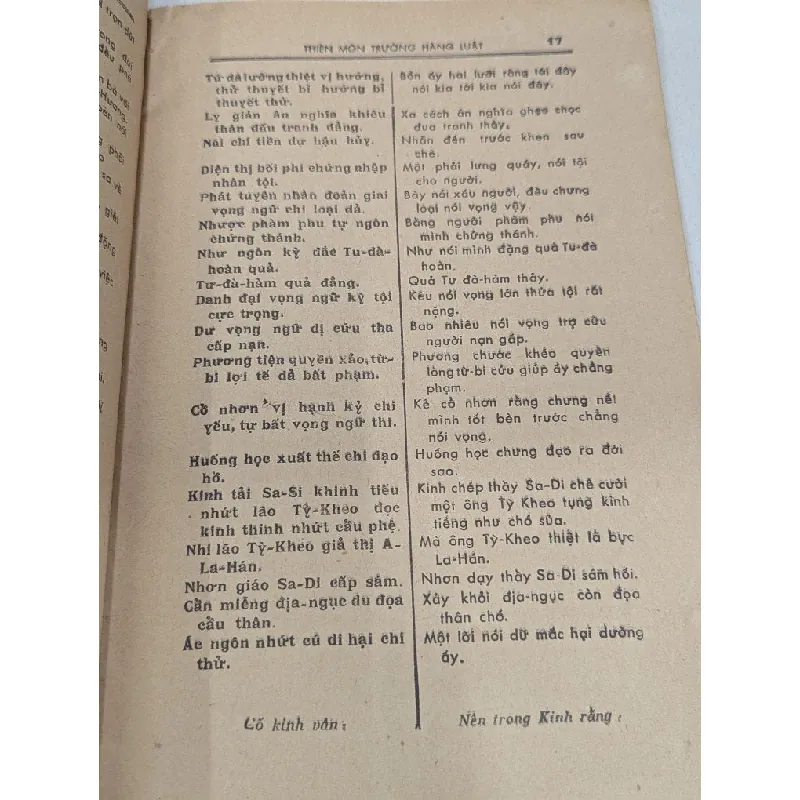 Tì ni sa di oai nghi kỉnh sách 599349