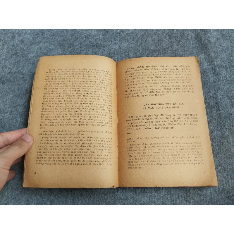 GORKI VỚI VĂN NGHỆ DÂN GIAN - HỒ SĨ VỊNH 606592