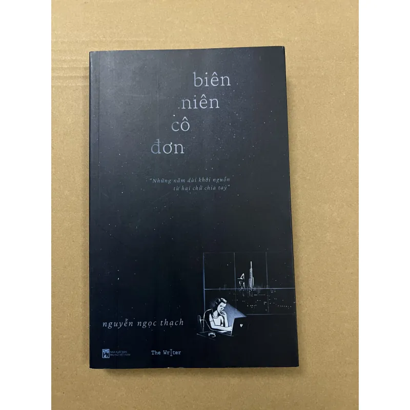 Biên niên cô đơn 1002531