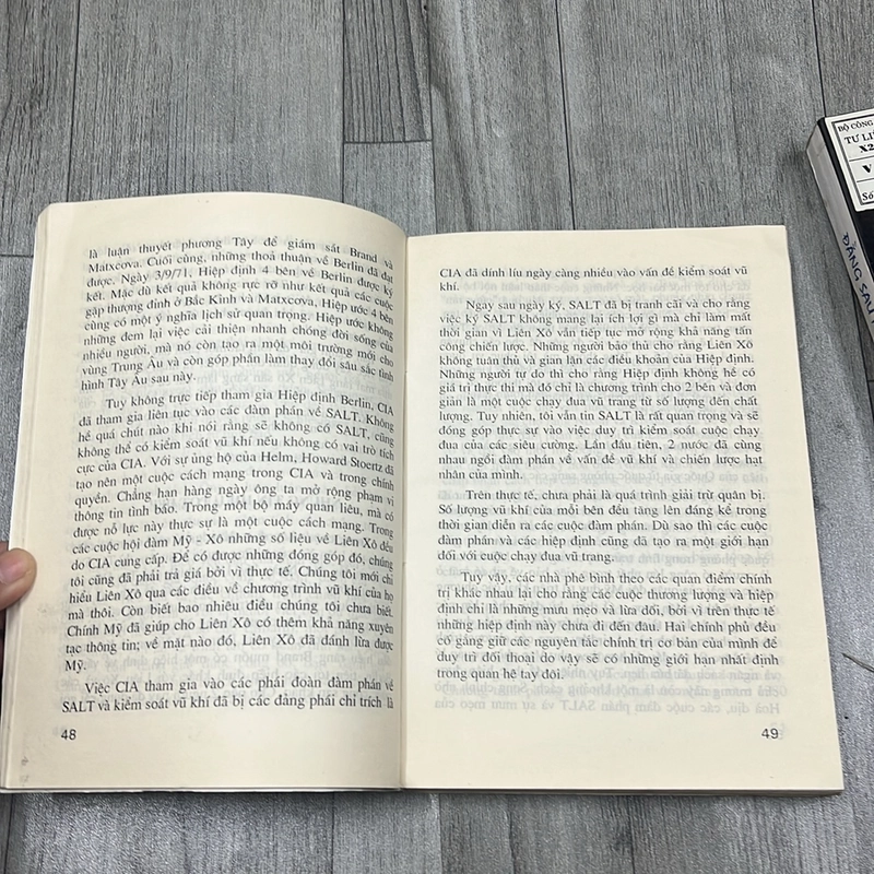 Đằng sau những bóng đen bộ 2 tập. 2a2 521812