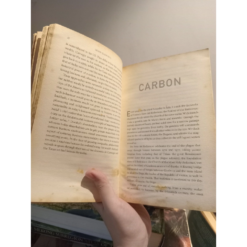 Seven Elements That Have Changed The World - John Browne 452438
