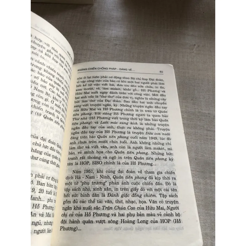 Một chặng đường văn  781804