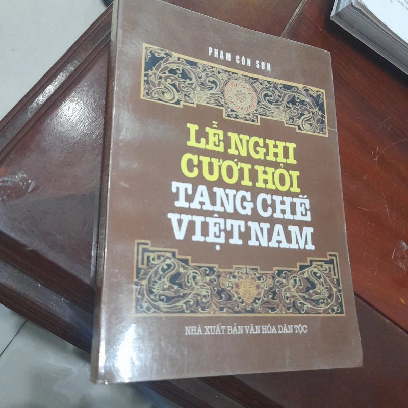 Phạm Côn Sơn - LỄ NGHI CƯỚI HỎI TANG CHẾ VIỆT NAM 284142