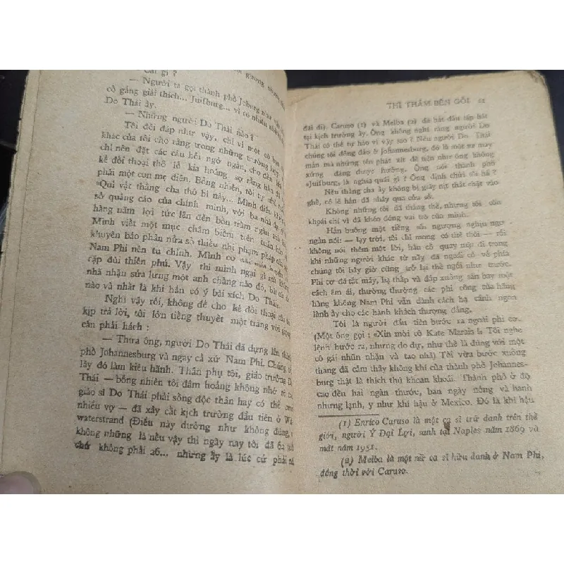 Thì thầm bên gối - Nicolas Monsarrat 593624