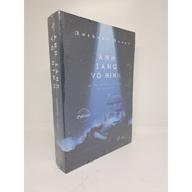 Ánh sáng vô hình TB mới 90% Anthony Doerr HCM1809 33966