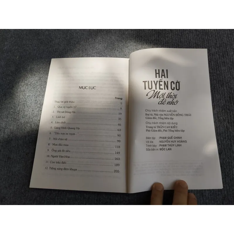 HAI TUYẾN CỜ. MỘT THỜI ĐỂ NHỚ (TRUYỆN KÝ) 570682