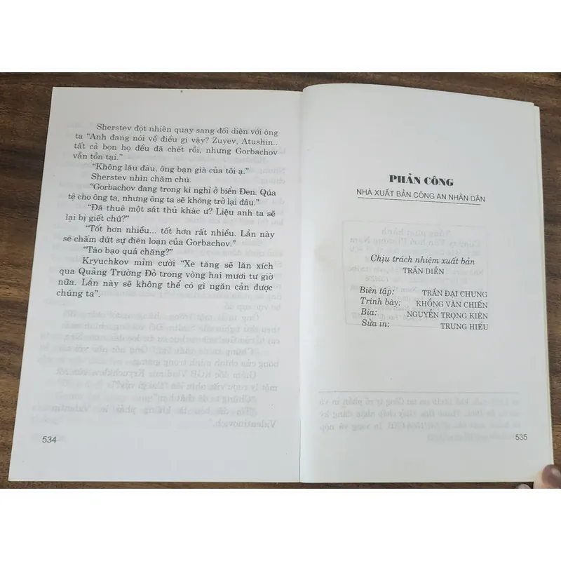 Tiểu thuyết PHẢN CÔNG (Sean Flannery) - 534 trang 720636