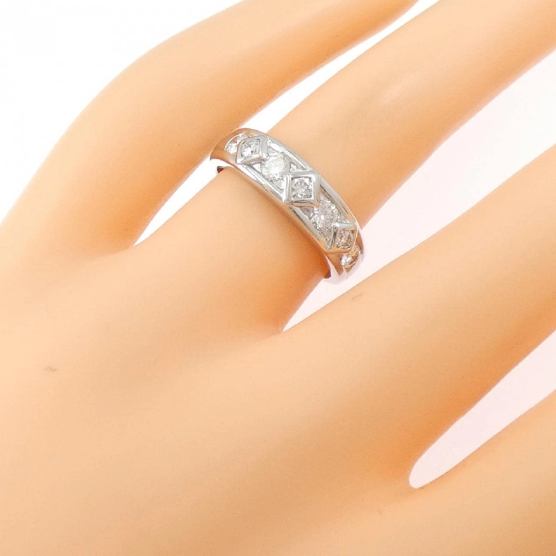 Nhẫn kim cương PT900 0.51CT - Hàng hiệu Authentic 851511