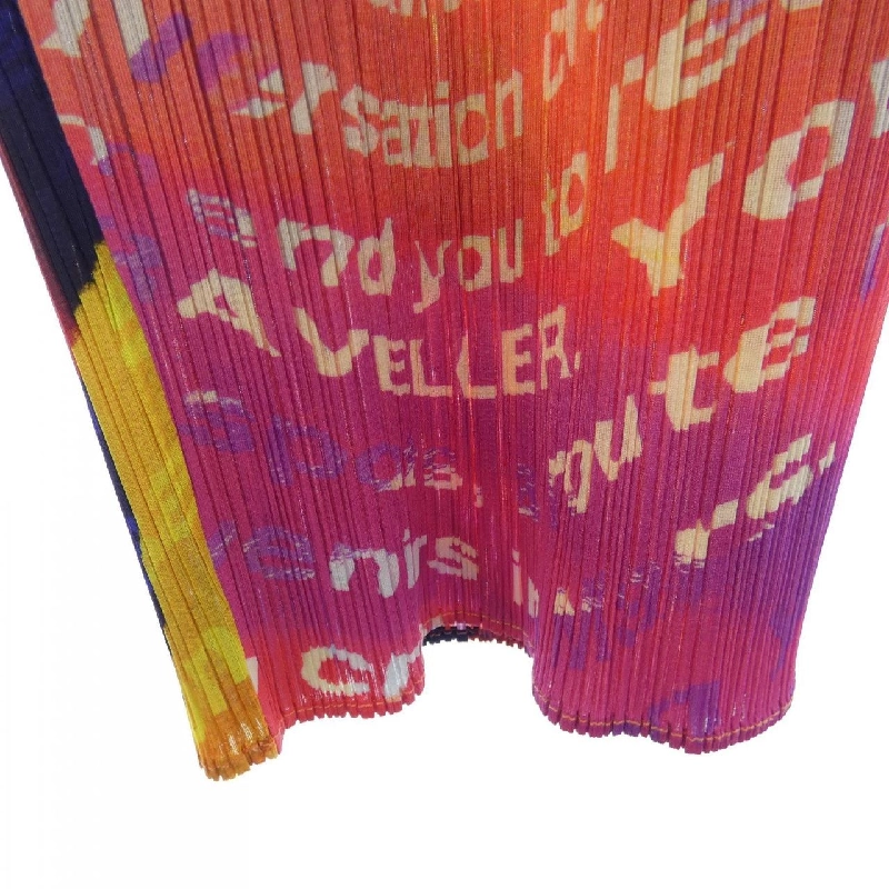 Quần PLEATS PLEASE VOYAGER PP43JF673 757906A 649027