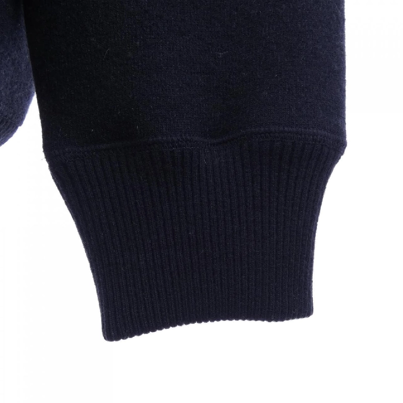 Áo khoác cardigan SALVATORE FERRAGAMO - Hàng hiệu Authentic 892790