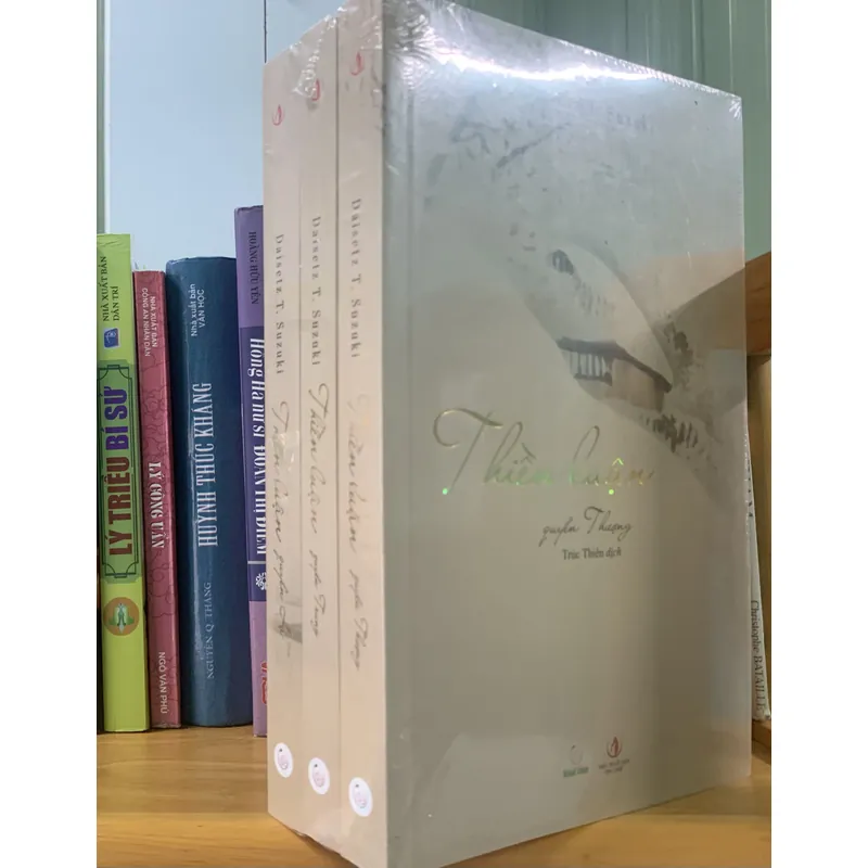 Thiền luận gồm 3 tập 590996