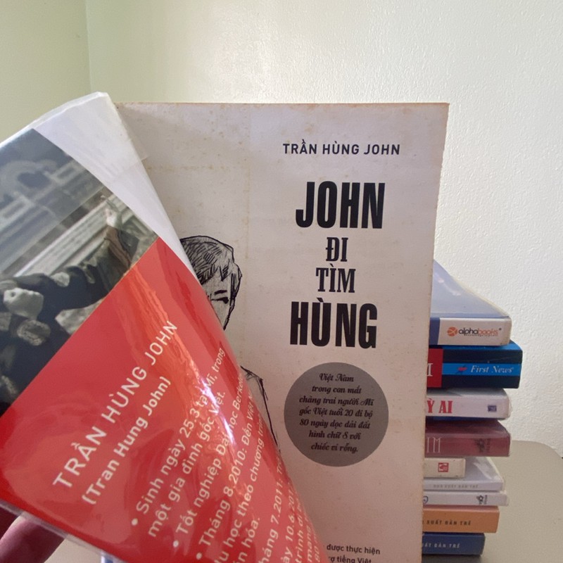 John đi tìm Hùng (Trần Hùng John) 164060