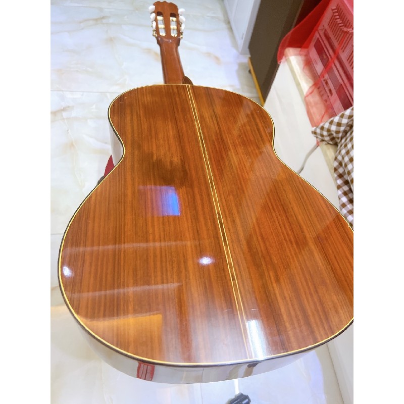 Đàn guitar Classic 6784