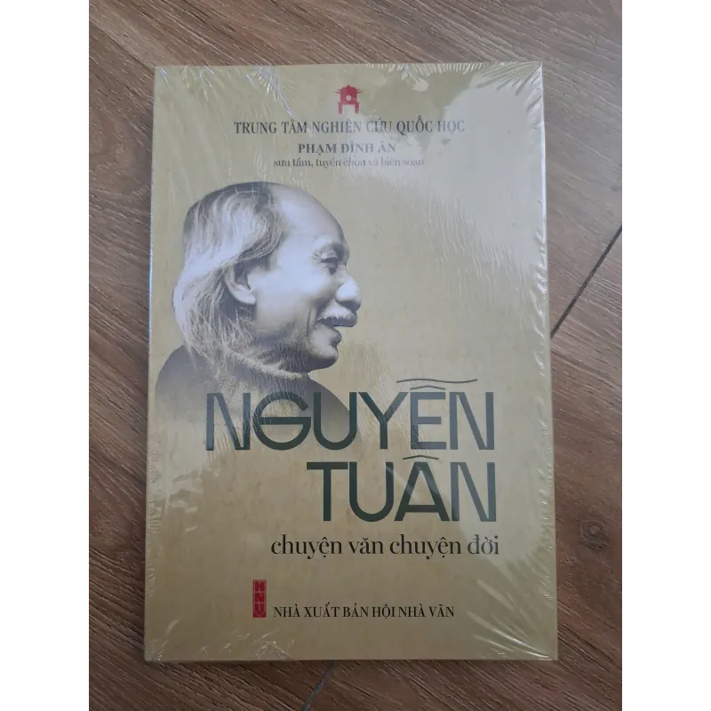 Nguyễn Tuân chuyện văn chuyện đời - Phạm Đình Ân 796889