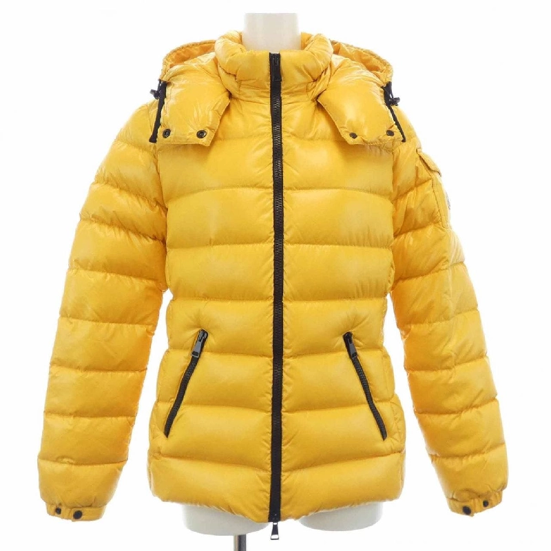 Áo khoác lông vũ MONCLER 641575