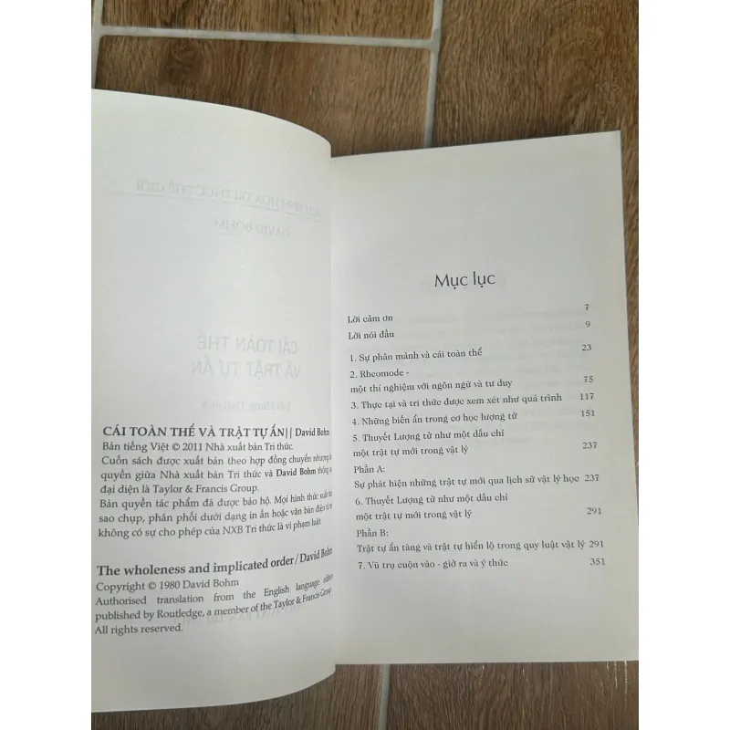 Cái Toàn Thể Và Trật Tự Ẩn - David Bohm (Hiếu Tân dịch, NXB Tri Thức) 731610