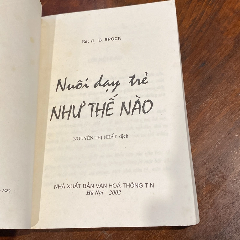 NUÔI DẠY TRẺ NHƯ THẾ NÀO (XB 2002) 475191