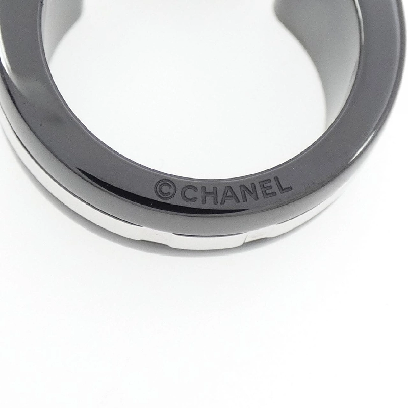 Nhẫn lớn bộ sưu tập Ultra của Chanel - Hàng hiệu Authentic 841117