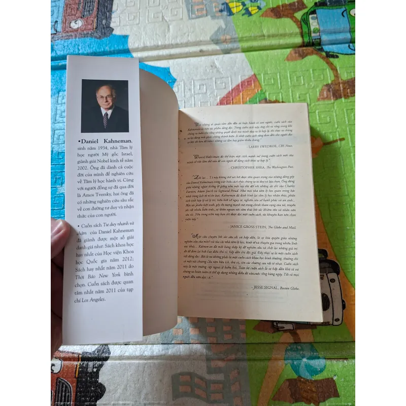 Tư duy nhanh và chậm 972798