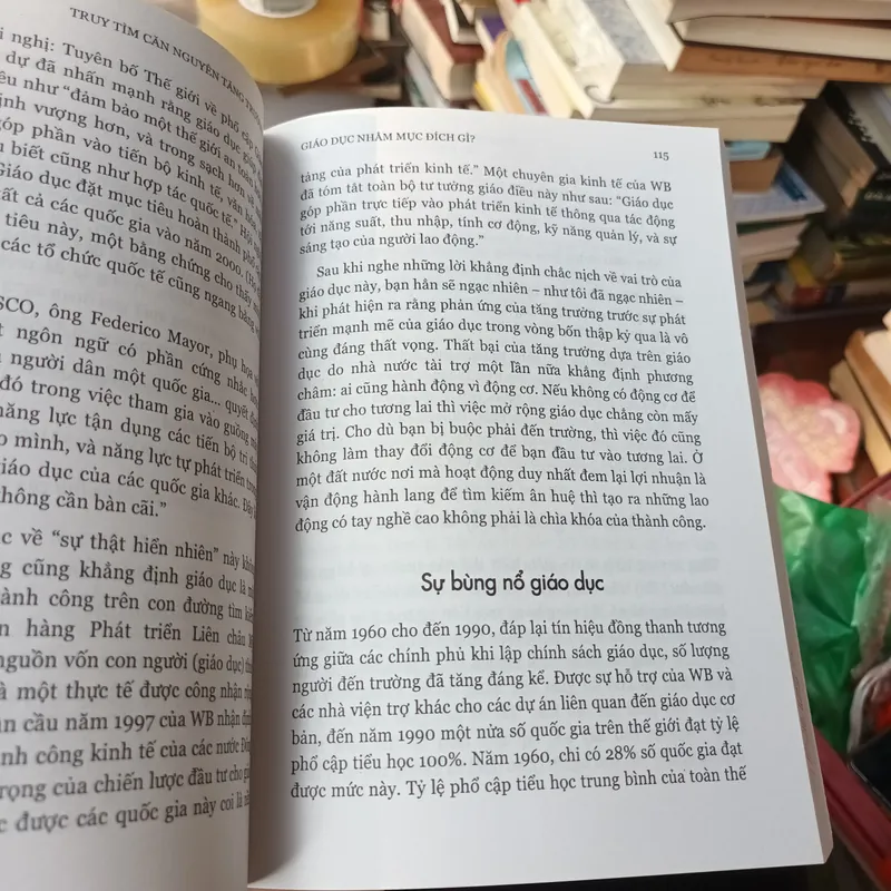 Truy Tìm Căn Nguyên Tăng Trưởng - William Easterly 737962