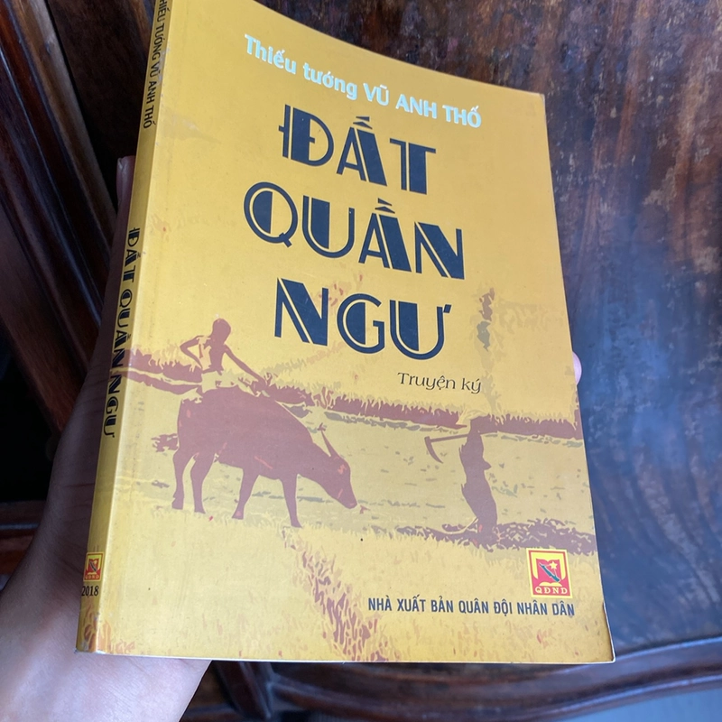 ĐẤT QUẦN NGƯ (XB 2018) 493276