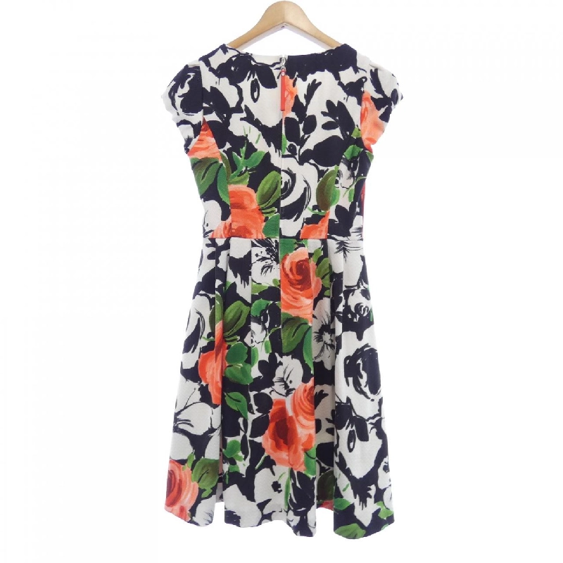 【Mã giảm giá】Franco Ferraro FRANCO FERRARO Váy liền 650700