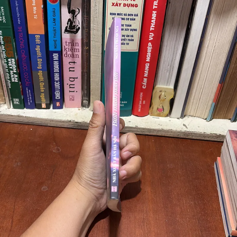 II Truyện Ngắn: Bình Minh Màu Tím - Nguyễn Thanh Nga - 2011 785675