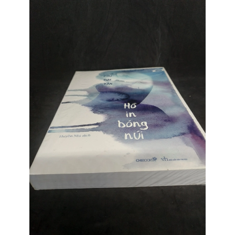 Hồ in bóng núi mới 90% HCM1102 910670