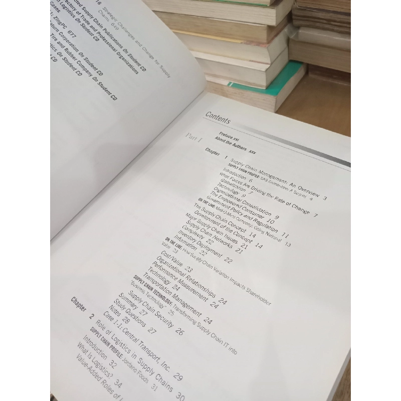 Supply chain management: A logistics perspective - Coyle, Langley, Gibson, Novack, Bardi 1029374