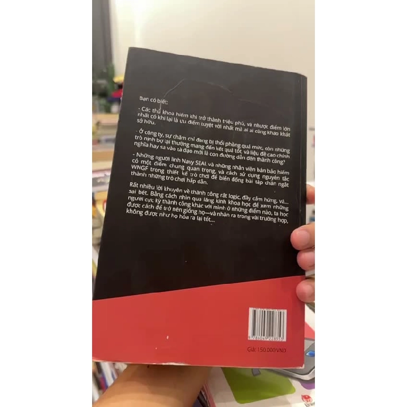 Chó Sủa Nhầm Cây - Eric Barker - BT 1025403