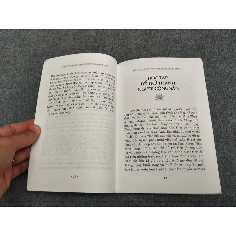 NHỮNG MẨU CHUYỆN VỀ ĐẠO ĐỨC TÁC PHONG CỦA BÁC HỒ 990638