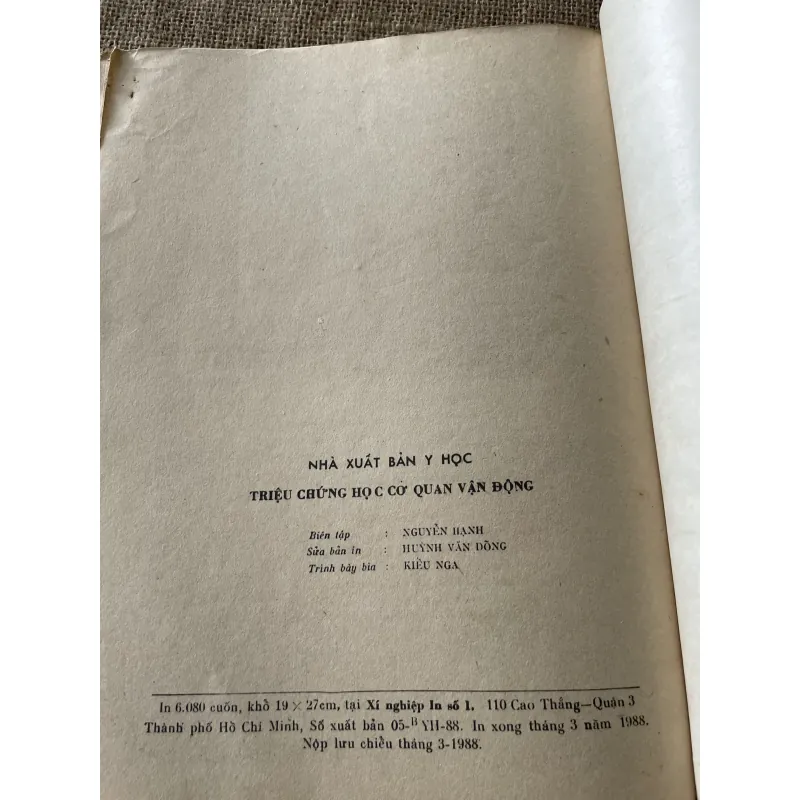 Triệu chứng học cơ quan vận động , 150 trang, khổ lớn  796430