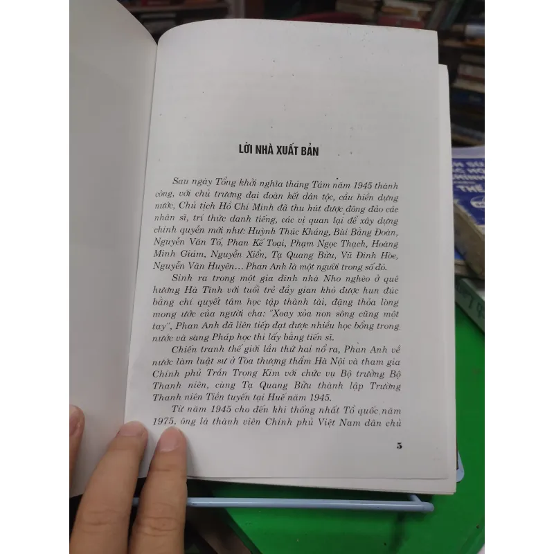 Sách: Luật sư Phan Anh - Tác giả: GS Đinh Xuân Lâm (A2) 714973