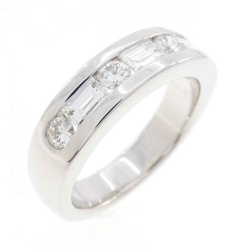 Nhẫn kim cương 750WG 669080