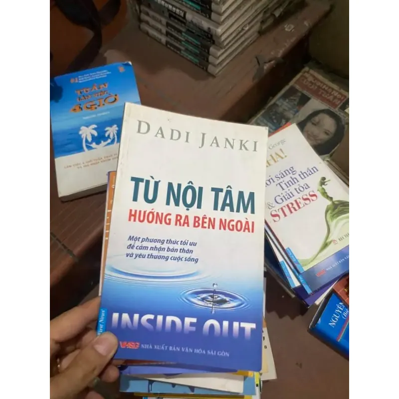 Sách từ nội tâm hướng ra bên ngoài 312685