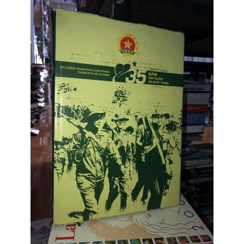 Lực lượng thanh niên xung phong thành phố Hồ Chí Minh 35 năm xây dựng và phát triển  755029