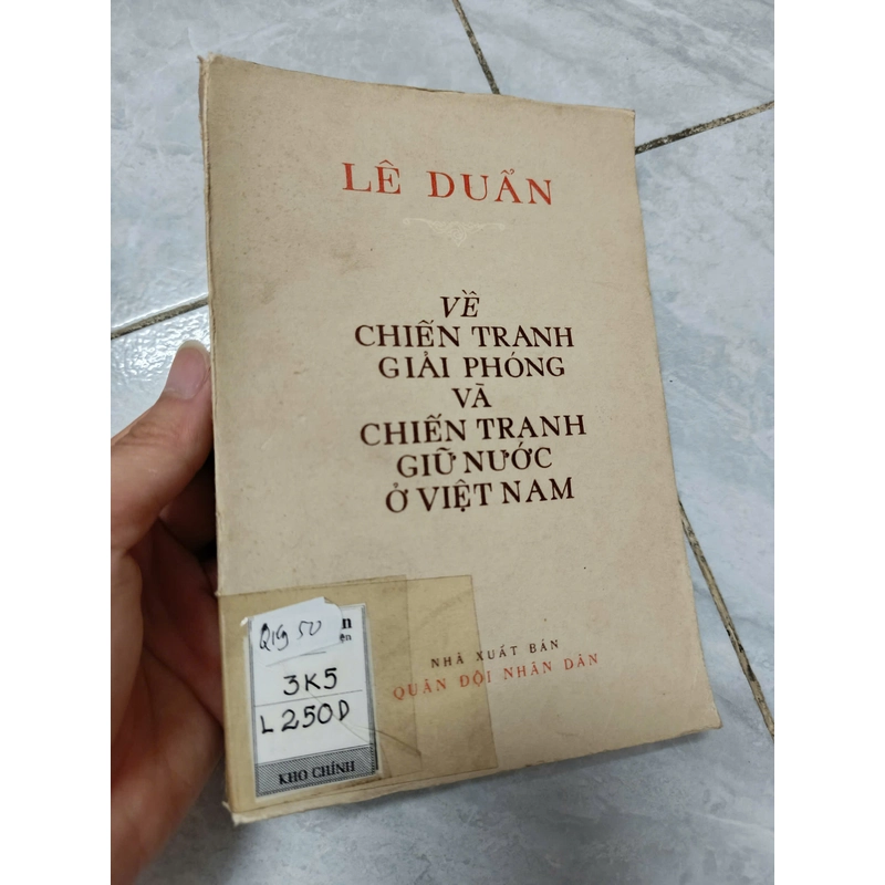 Về chiến tranh giải phóng và chiến trang giữ nước Việt Nam - TBT Lê Duẩn 519622