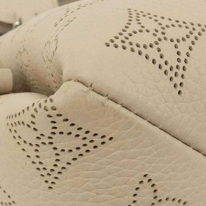 Túi xách vai Louis Vuitton Mahina Hand It All PM M24255 611835