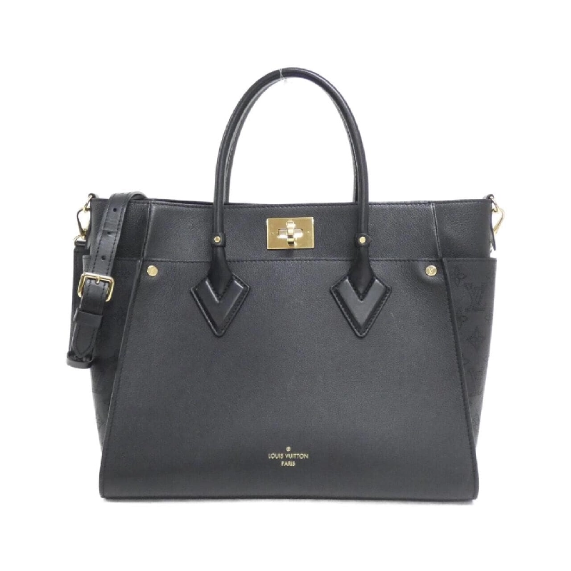 Túi Louis Vuitton On My Side GM M22225 617908