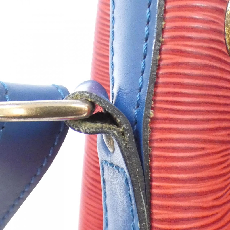 【Vintage】Túi xách vai Louis Vuitton Épi Noé M44084 613555