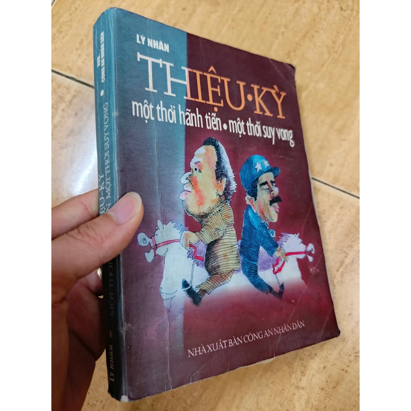 Thiệu - Kỳ một thời hãnh tiến, một thời suy vong 474643