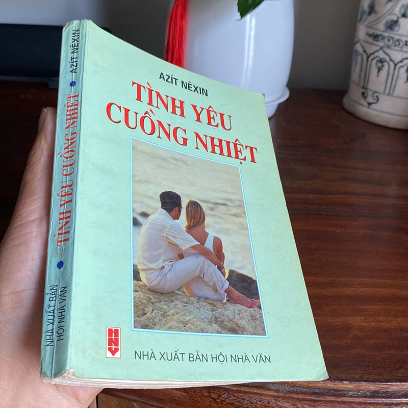 TÌNH YÊU CUỒNG NHIỆT, AZIT NEXIN (XB 1999) 493297