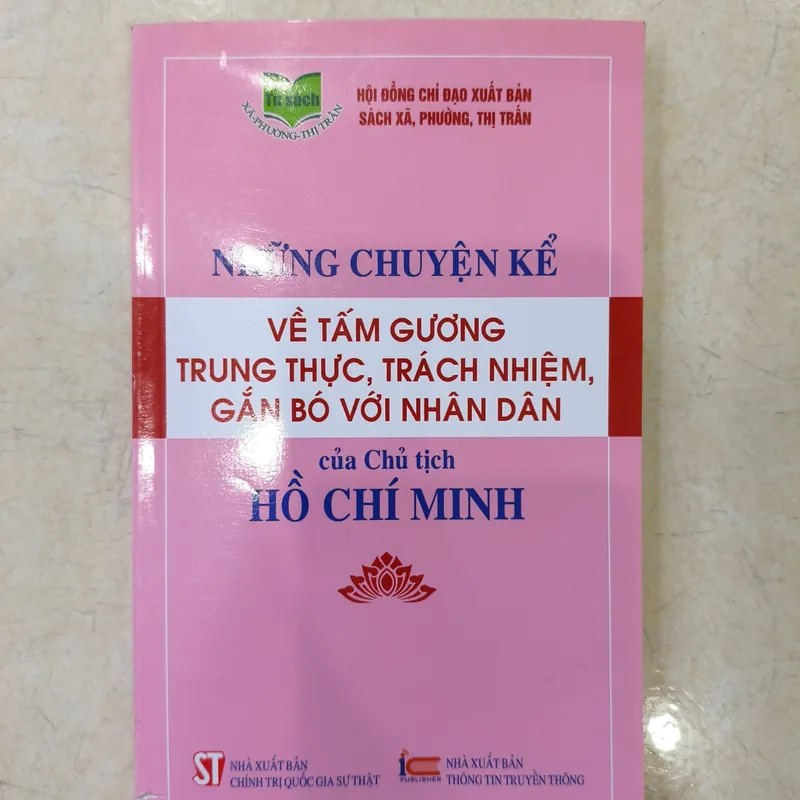 Những chuyện kể về tấm gương trung thực, trách nhiệm, gắn bó với nhân dân của Chủ tịch 🌱 576104