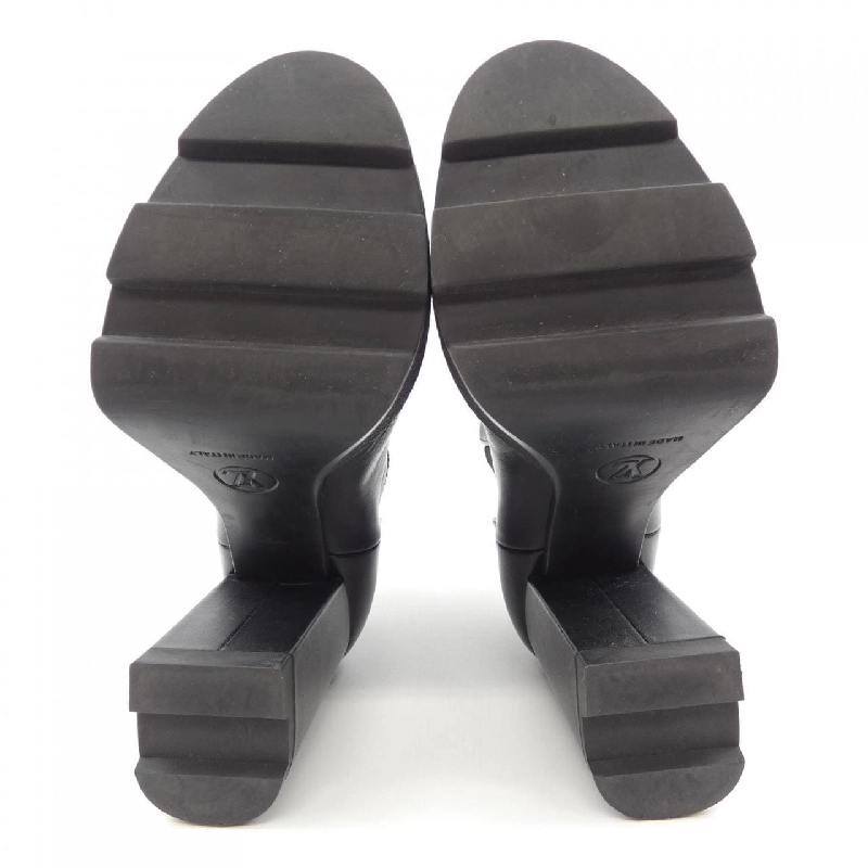 Giày bốt LOUIS VUITTON 660755