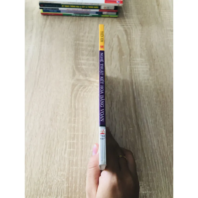 NGHỆ THUẬT KẾT HOA BẰNG VOAN 1007314