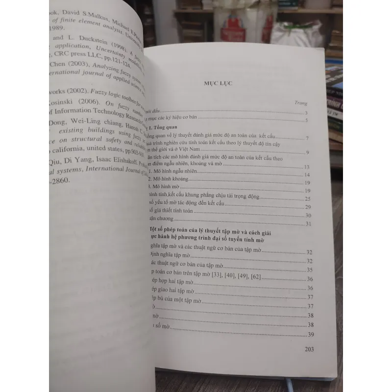 Sách: Độ tin cậy mờ của kết cấu chịu tải trọng động - TG: Lê Duy Công (KT) 740526