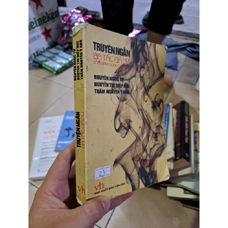 [Sách Cũ SCGR] Truyện ngắn ba tác giả nữ đồng bằng sông cửu long - Nguyễn Ngọc Tư, Nguyễn Thị Diệp Mai, Trầm Nguyên Ý Anh mới 80% ố, chóc gáy nhẹ 2005 HCM0308 Văn học Việt Nam 676607