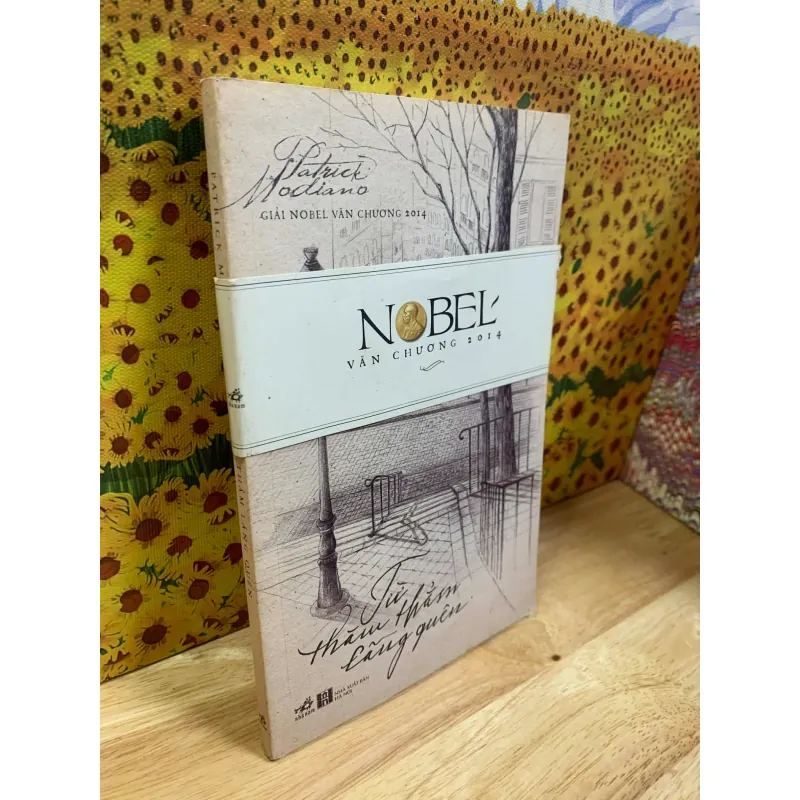 Từ Thăm Thẳm Lãng Quên - Patrick Modiano 705052