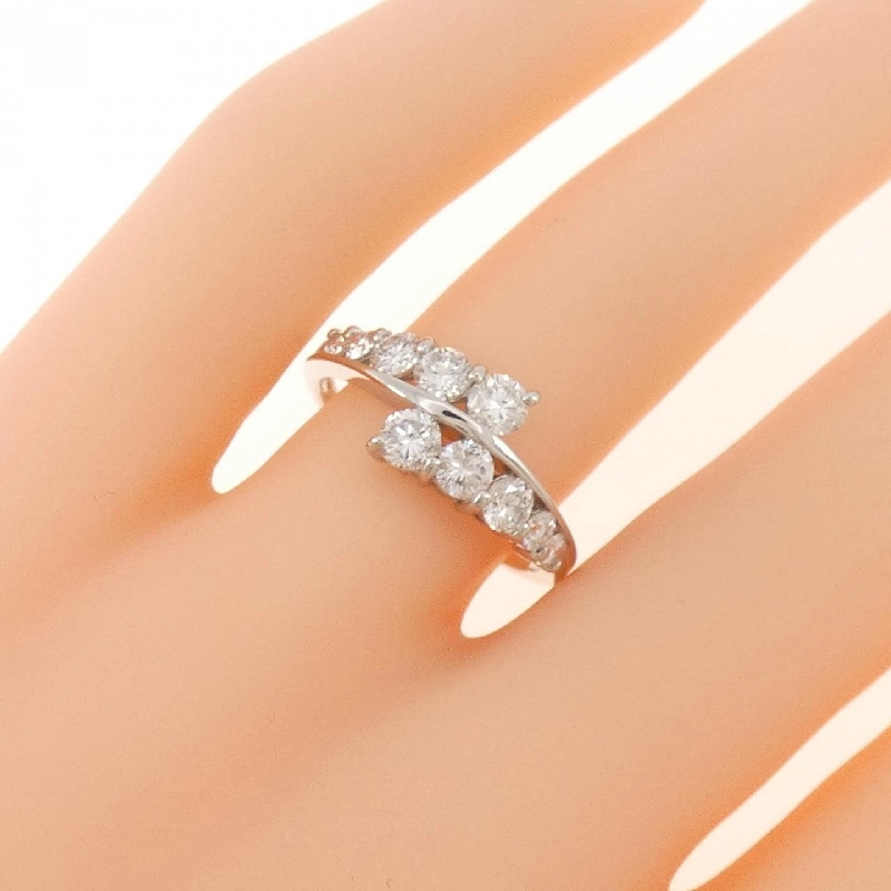 Nhẫn kim cương PT900 1.00CT 671951