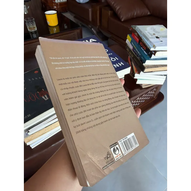 Lạc Lối – Laura D. - K2 994380